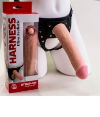 ФАЛЛОИМИТАТОР НА ТРУСИКАХ HARNESS L 210 мм D 47 мм (737403)